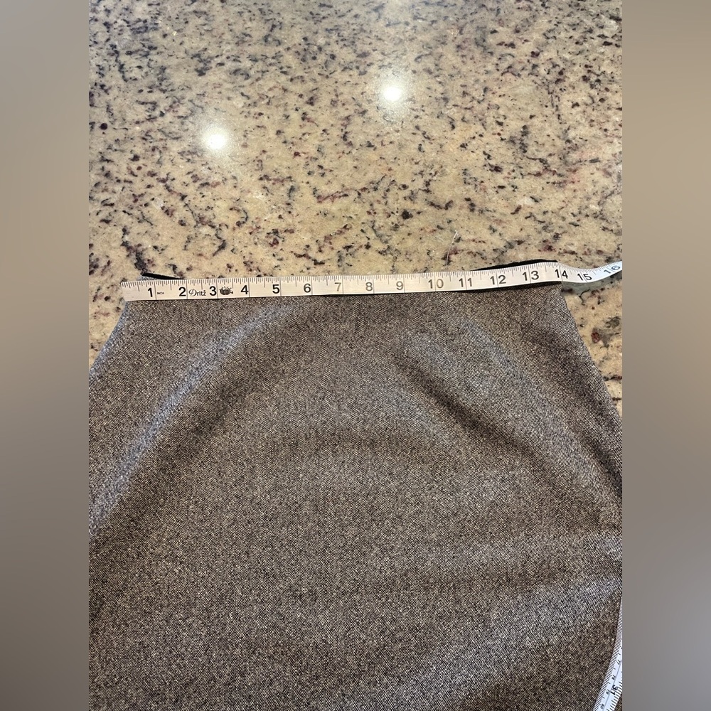 Ann Taylor black marked wool Skirt size 4 - Picture 2 of 6